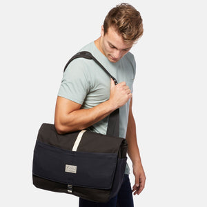 Chuspa 15L Messenger Bag - FINAL SALE